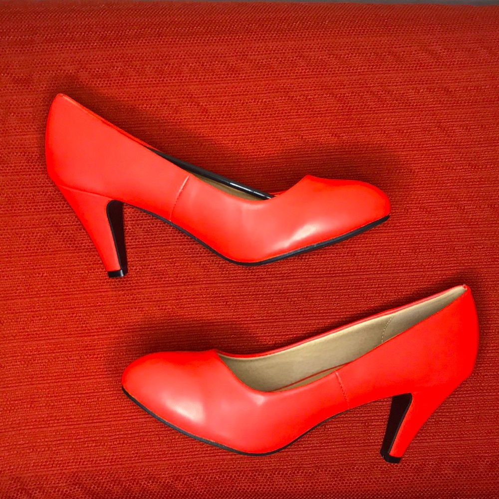 Chase&Chloe Pink Heels
